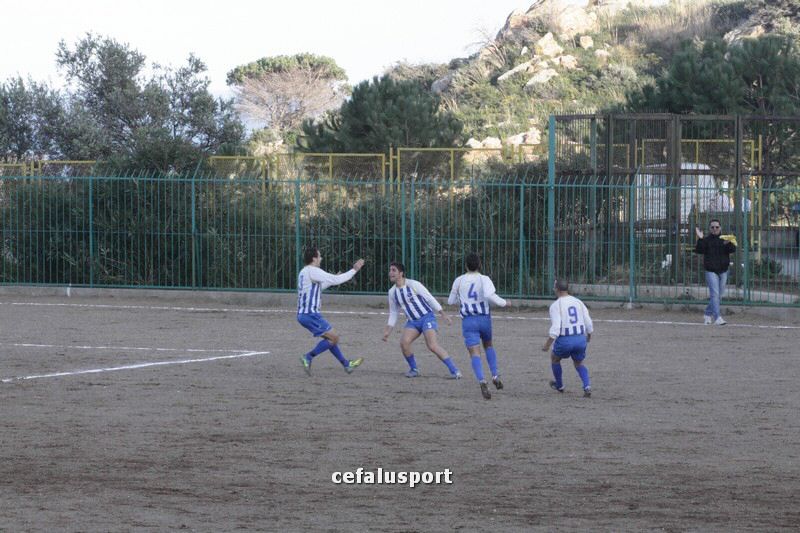111218 Cerda 081_tn.jpg